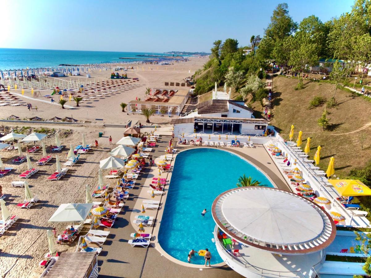 Aqvatonic Hotel - Steaua De Mare Eforie Bagian luar foto
